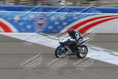media/Oct-16-2022-Fastrack Riders (Sun) [[609ae93014]]/Level 4/Session 1 Start Finish/